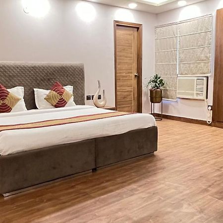 The Dream House Bed & Breakfast New Delhi Ngoại thất bức ảnh