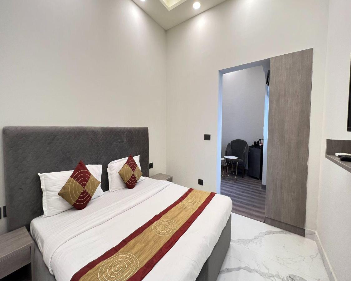 The Dream House Bed & Breakfast New Delhi Ngoại thất bức ảnh