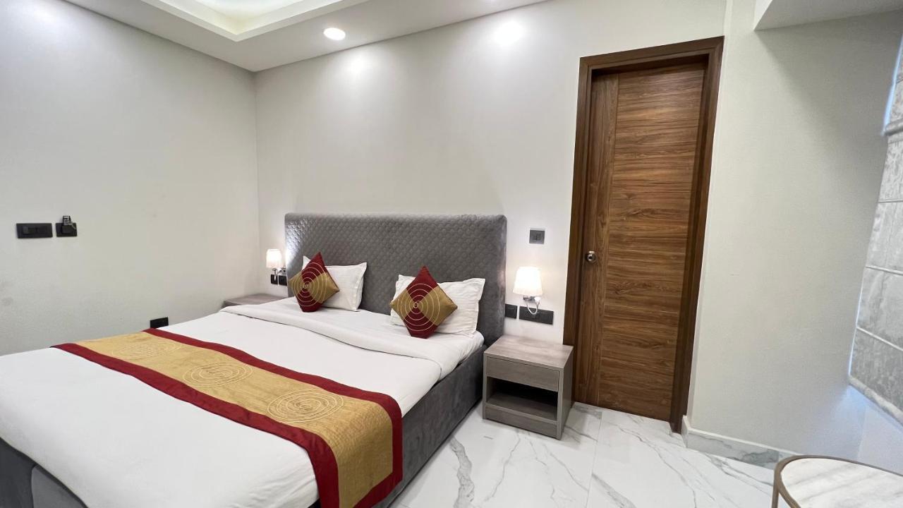 The Dream House Bed & Breakfast New Delhi Ngoại thất bức ảnh