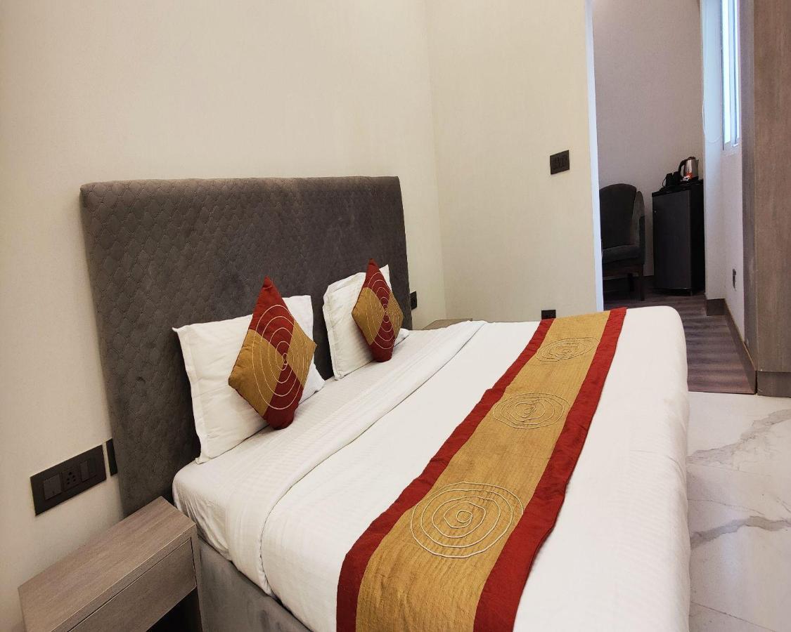 The Dream House Bed & Breakfast New Delhi Ngoại thất bức ảnh